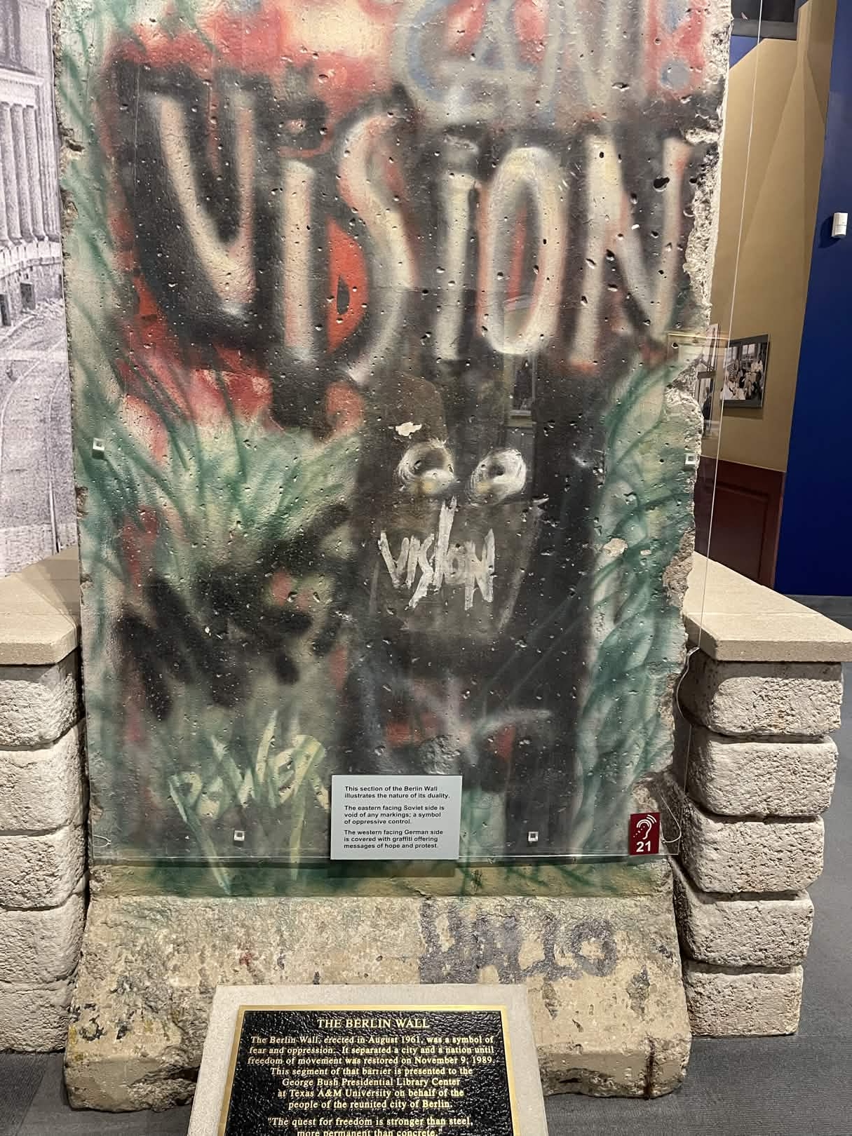 Berlin Wall Front